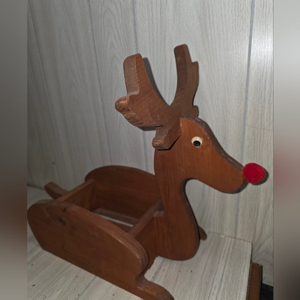 Vtg Handcrafted Rudolph The Red Nose Reindeer Basket Wood Crate Box Holiday